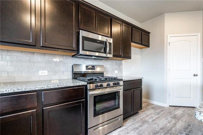 Building Photo - 2718 Bridekirk Dr