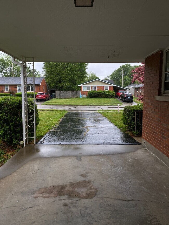 Building Photo - Welcome Home     20260501