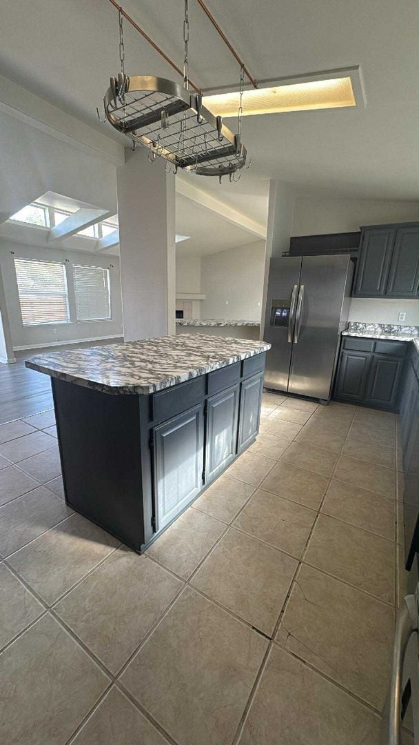 Building Photo - Cute home in gated community! 3/2