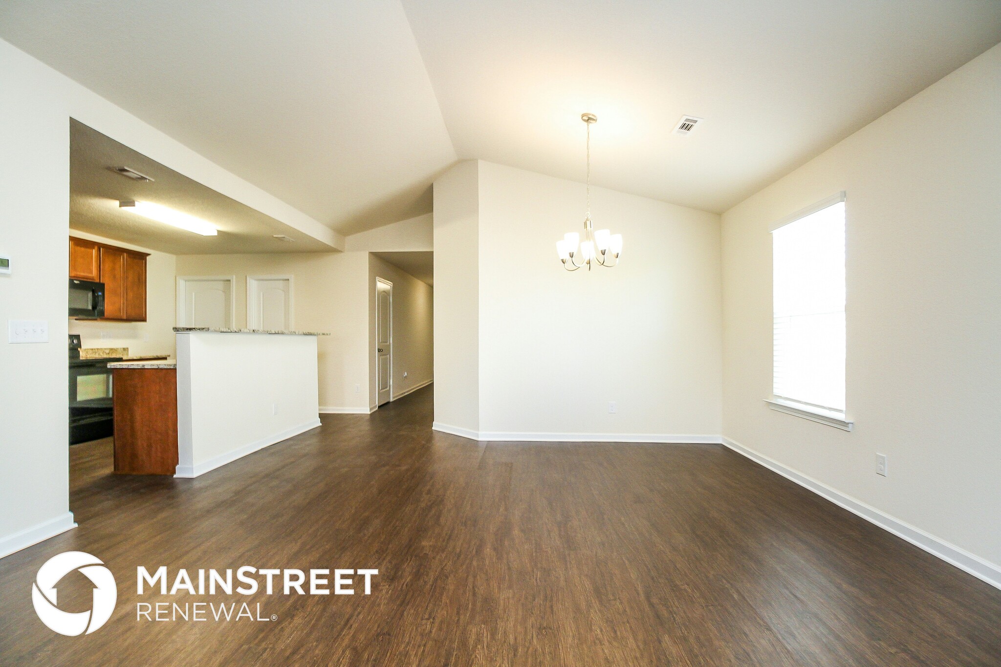 Building Photo - 2328 Bee Hive Dr