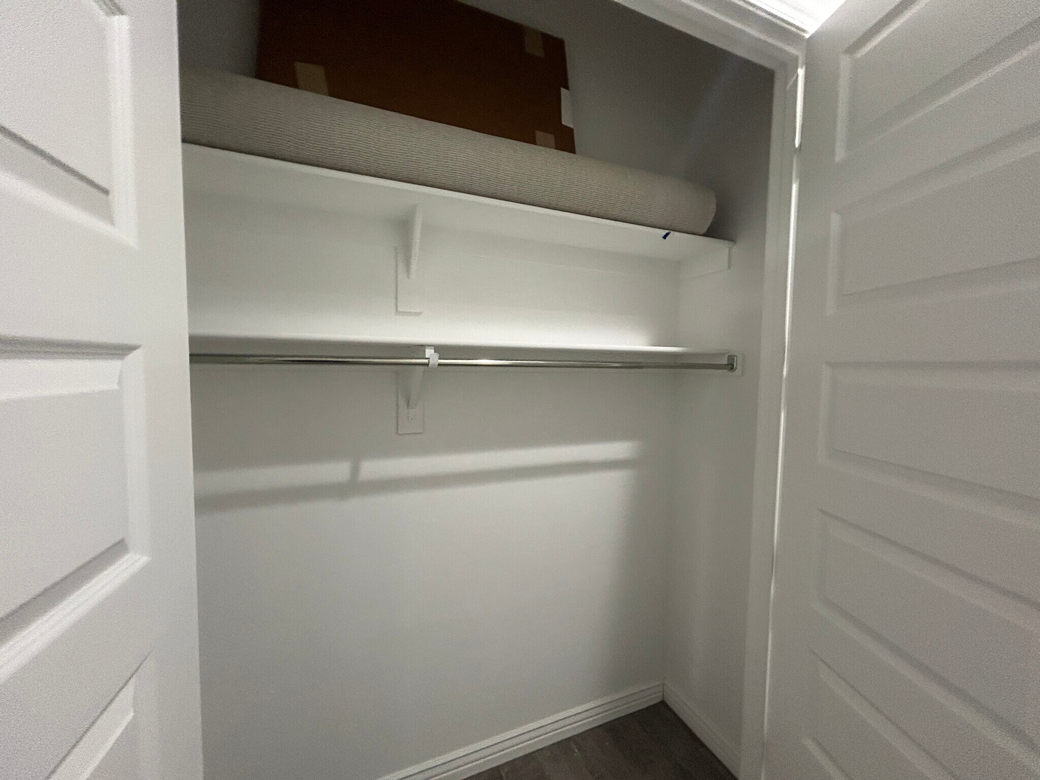 Building Photo - 8731 W Wagon Wheel Dr