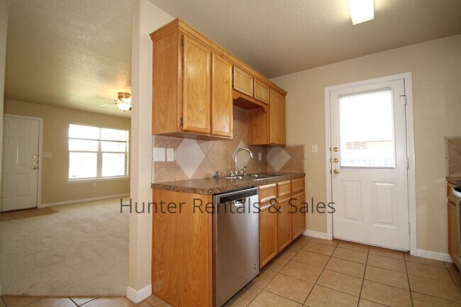 Building Photo - 4204 Elms Run Cir