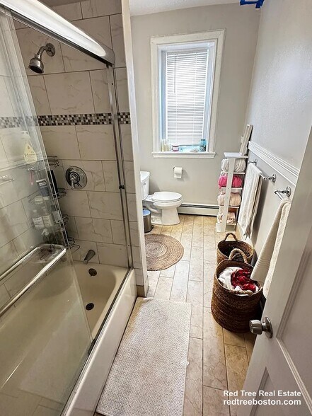 Building Photo - 1284 Commonwealth Ave