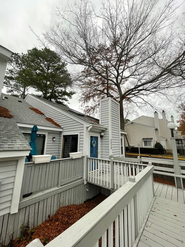 Building Photo - Ocean Pines condo fully furnished! Locatio...