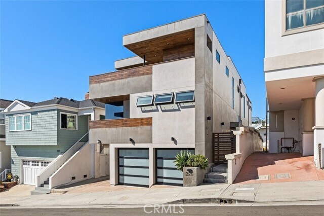 Building Photo - 229 14th St