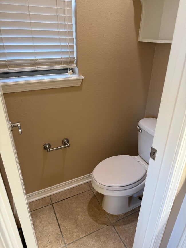 Building Photo - Lovely Home for Lease in Plantation Trace Garden Homes - Bossier City, LA 71112