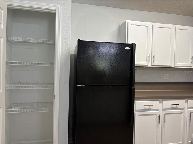 Building Photo - 575 Oakleaf Plantation Pkwy