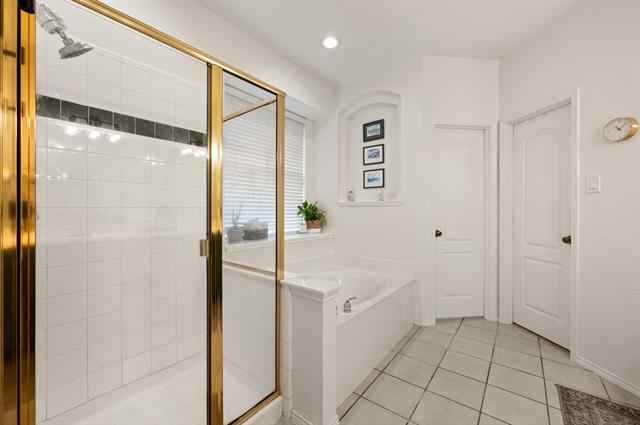 Building Photo - 1509 Briar Meadow Dr