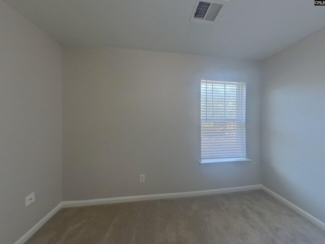 Building Photo - 484 Westmoreland Rd