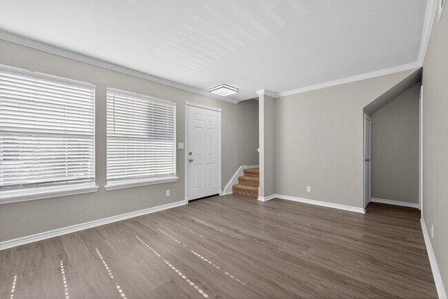 Building Photo - 1221 Cedar Post Ln