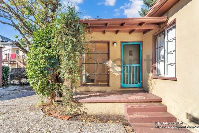 Building Photo - 1052 45th St