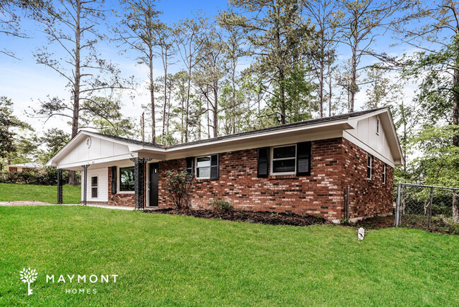 Building Photo - Charming 4-Bedroom in Martinez
