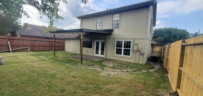 Building Photo - 11315 Lands End Cir