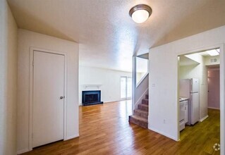 Building Photo - 2 bedroom in Houston TX 77040