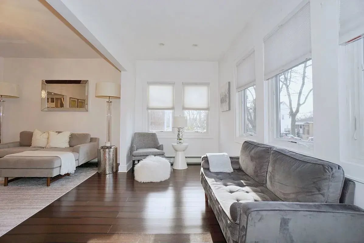 Building Photo - 137 Bryant Ave