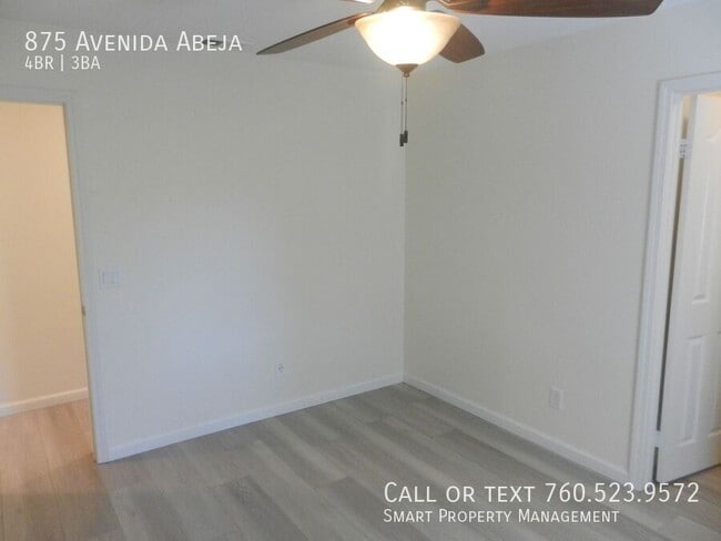 Building Photo - 875 Avenida Abeja