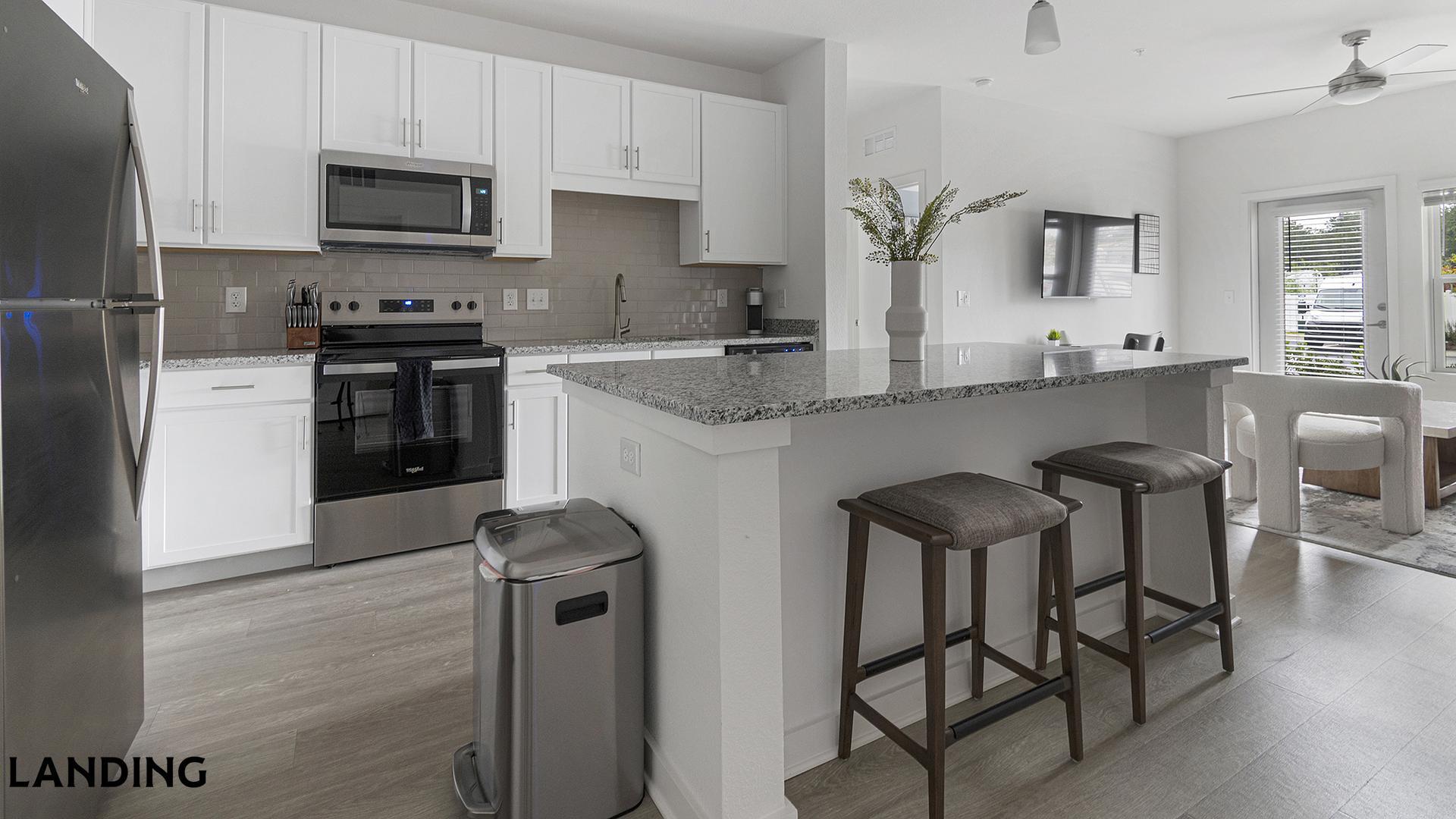 Building Photo - 12525 Tibbets Ln