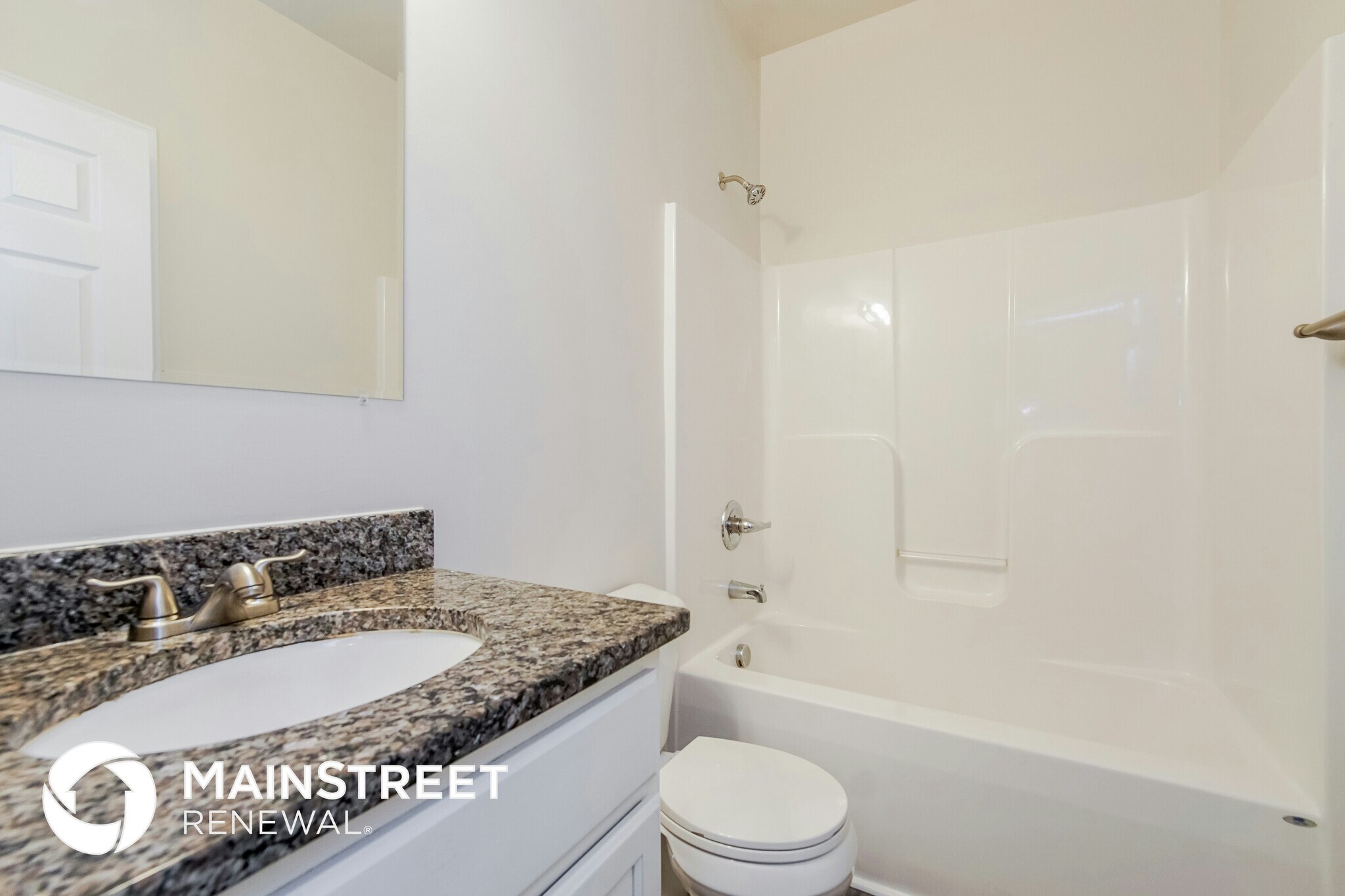 Building Photo - 140 Telesto Cir