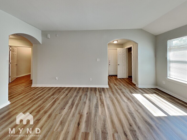 Building Photo - 4201 Andrea Ln