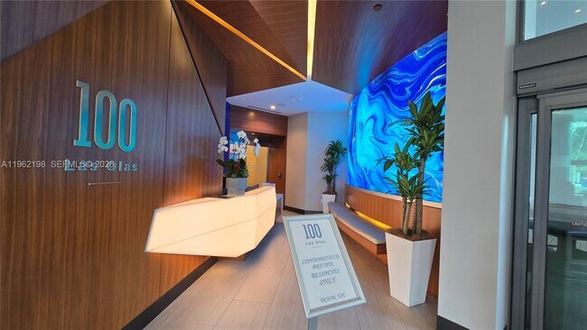 Building Photo - 100 E Las Olas Blvd