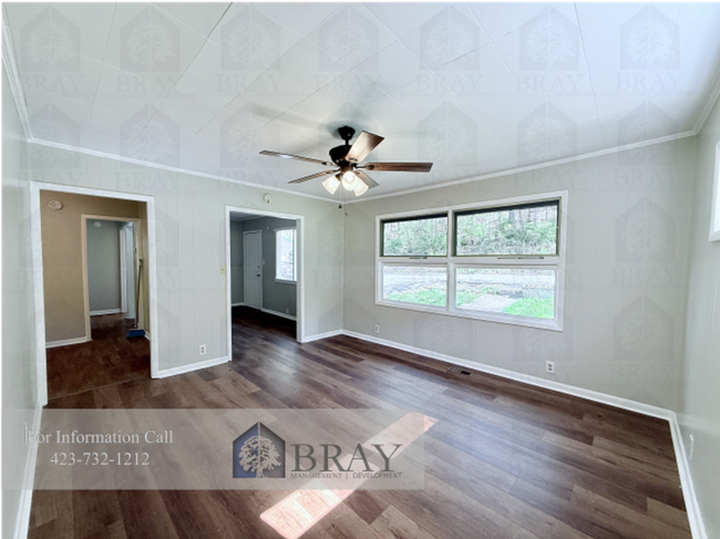 Building Photo - Charming Cottage Retreat in the Heart of Ridgefields – 2BR Renovated Home with Stream Views