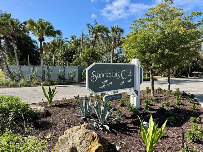 Building Photo - 7372 Melaleuca Way