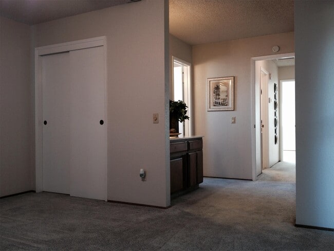 Building Photo - 6965 Amberwick Way