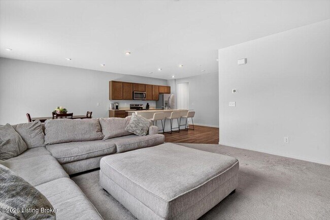 Building Photo - 1034 Dry Run Ct
