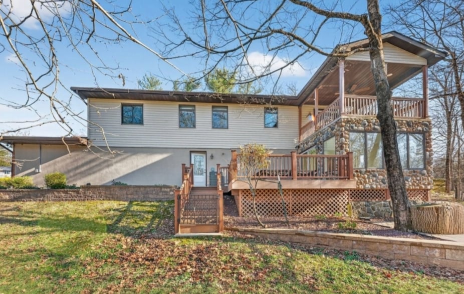 Building Photo - 2289 Brookside Dr