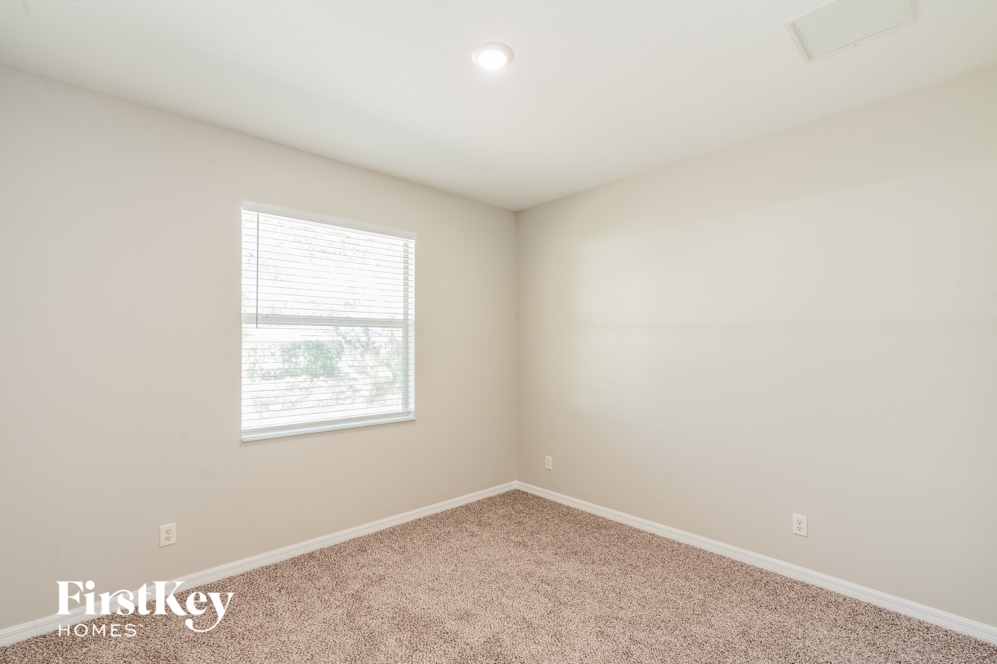 Building Photo - 2081 Nuremberg Blvd