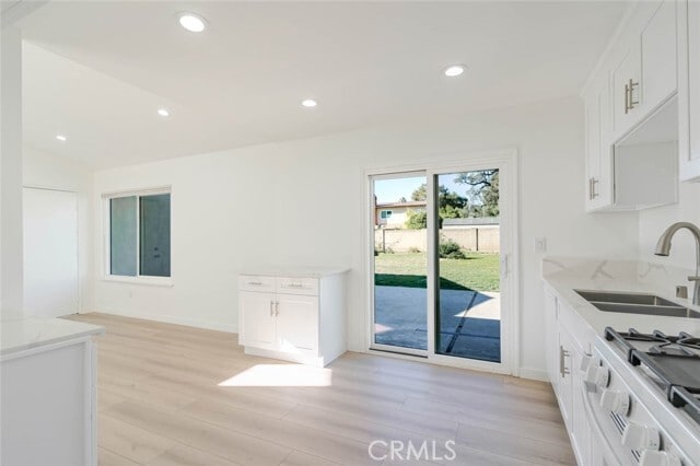 Building Photo - 9551 Gierson Ave