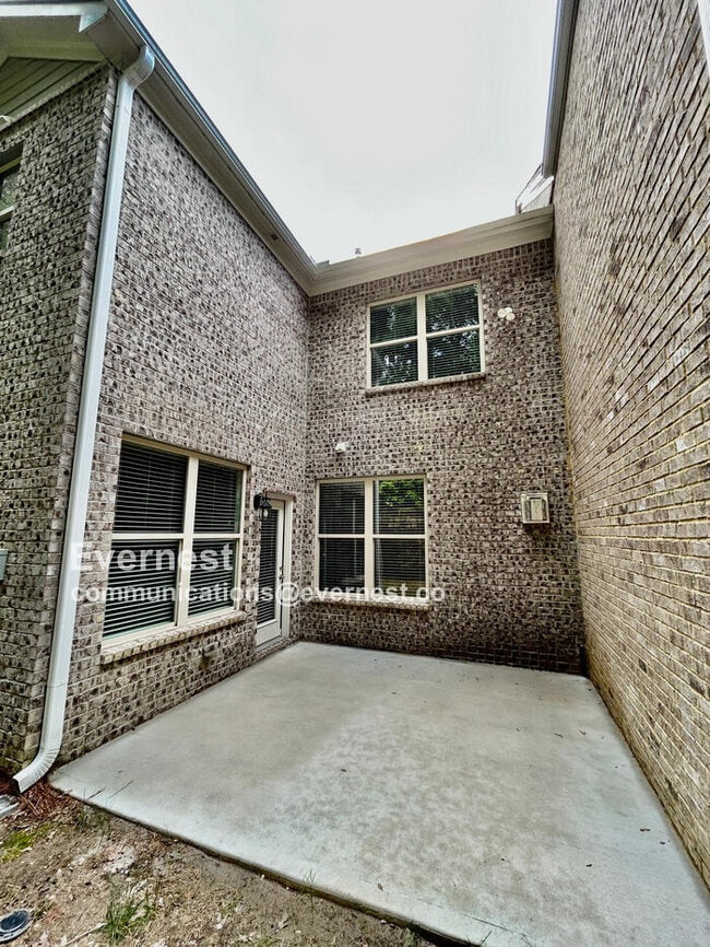 Building Photo - 5945 Arbor Knoll Pl