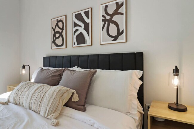 Building Photo - 28294 Ferry Rd