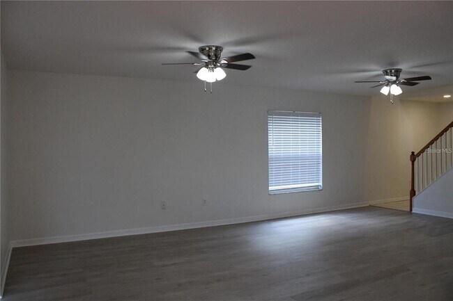 Building Photo - 7840 Carriage Pointe Dr