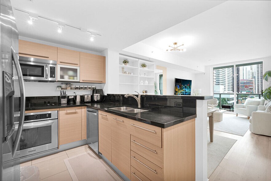 Building Photo - 244 Biscayne Blvd