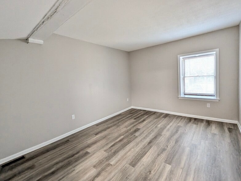 Building Photo - 6 Park St