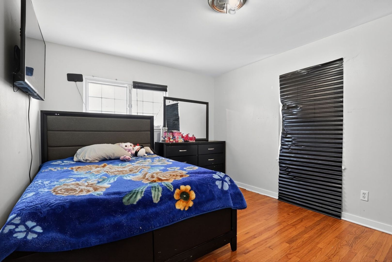 Building Photo - 800 W Joliet St