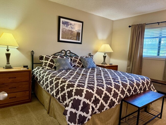 Building Photo - 83 GCR 8400