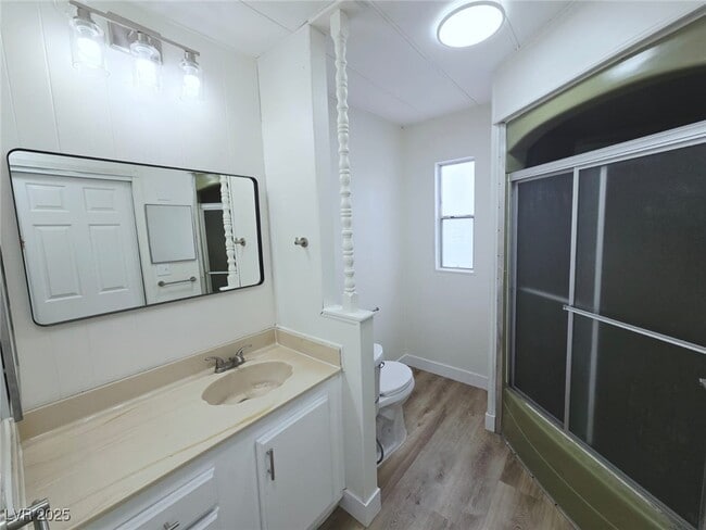 Building Photo - 220 Hopi Ln