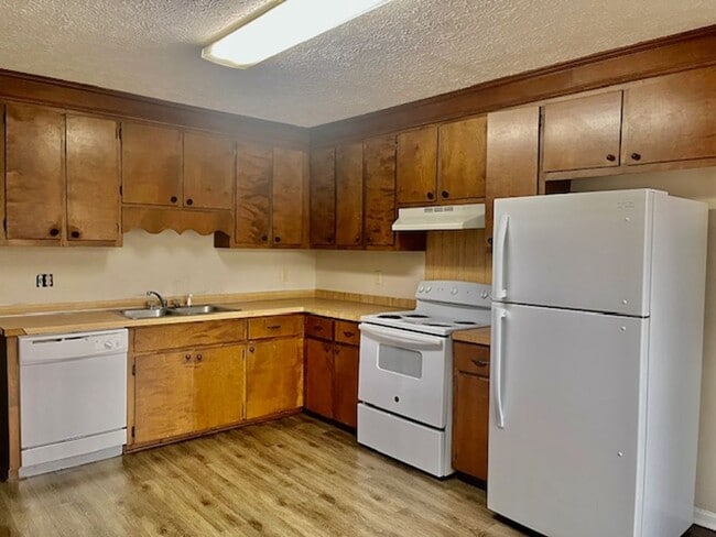 Building Photo - Huffaker Rd #214