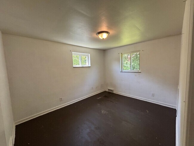 Building Photo - Jump into June and Own Your Own Home with our Summer Savings Spectacular!! - Lease-to-Own Opportu...