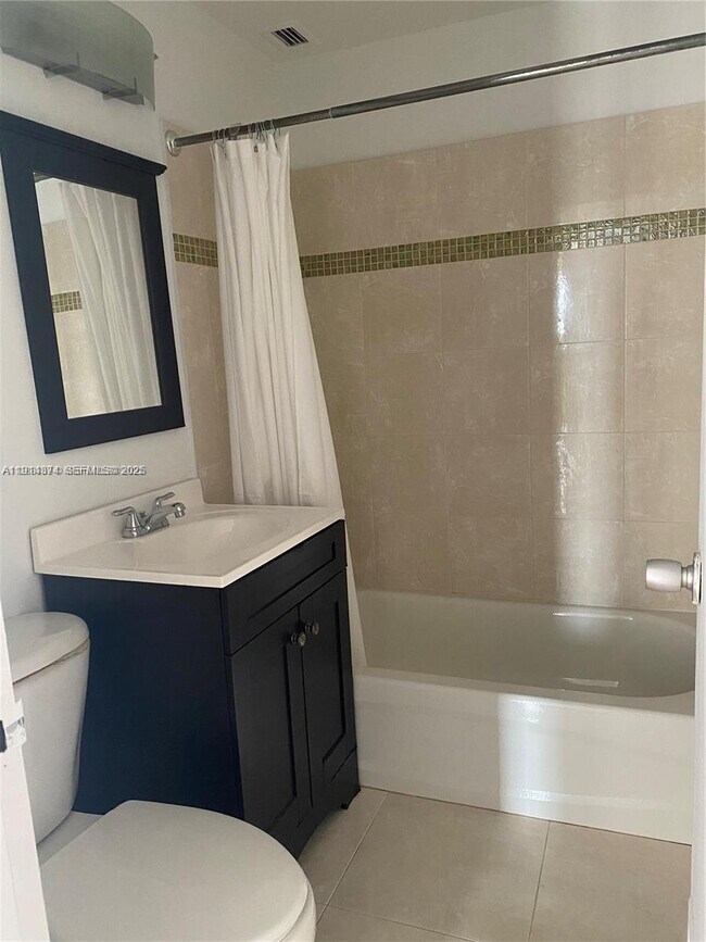 Building Photo - 880 NE 69th St