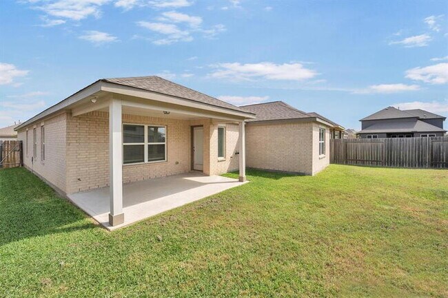 Building Photo - 31415 Stone Ridge Forest Dr
