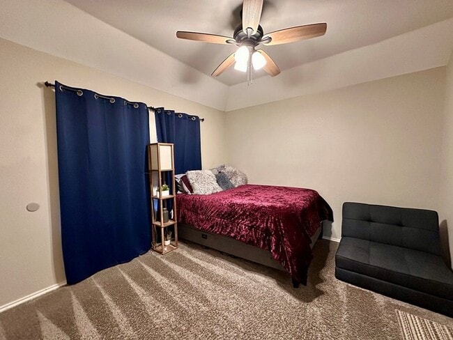 Building Photo - 5205 Greathouse Ave