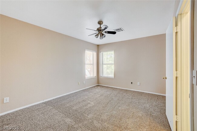 Building Photo - 3290 Dragon Fly St