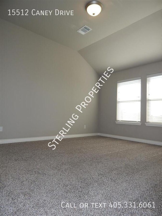 Building Photo - 15512 Caney Dr