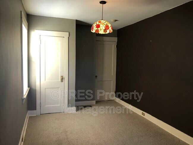 Building Photo - 357 Washington Ave