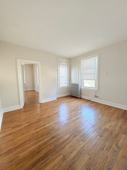 Building Photo - 123 Walnut Ave