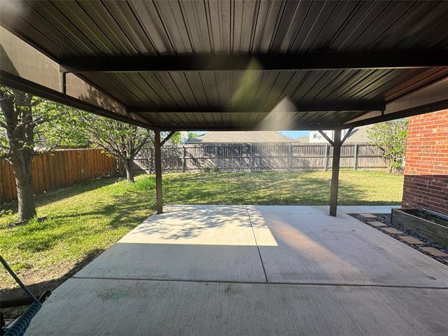 Building Photo - 6227 Meadowcrest Ln