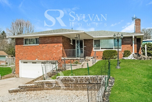 Building Photo - Everything you have been dreaming of is here. Lease today!